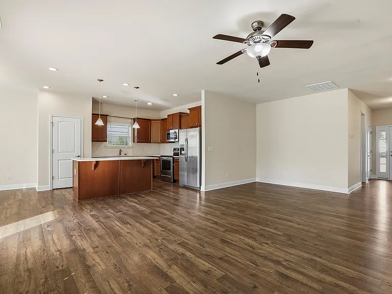 52 Woodwater Cir — Photo 12