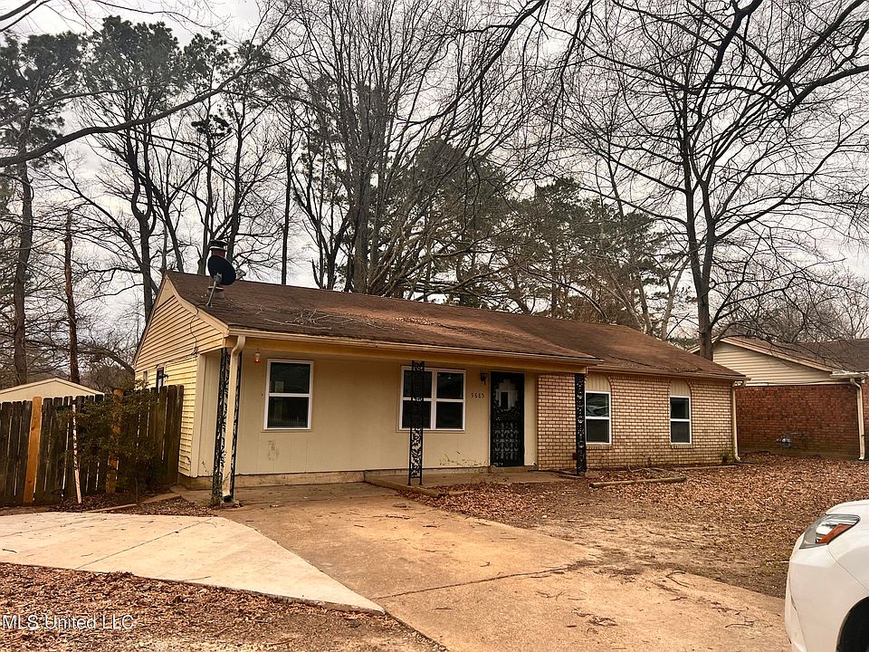 1st image of 5685 Patricia Dr