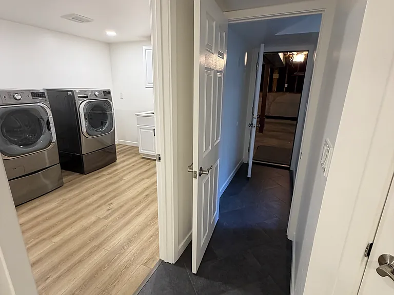 17008 NE 2nd Pl — Photo 27
