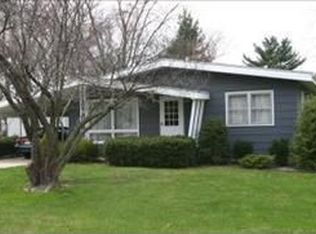 110 S 18th St, Chesterton, IN 46304