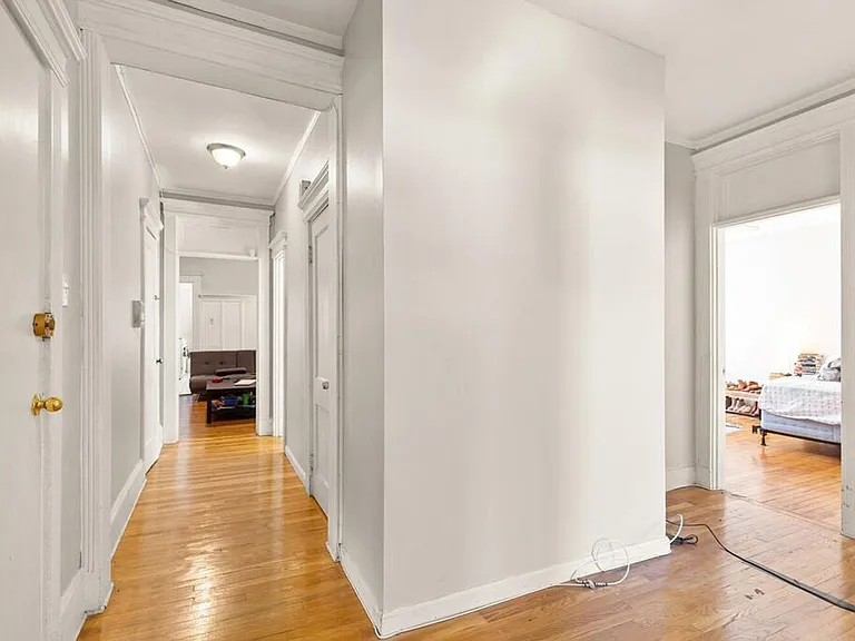 28 Glenville Ave #8 — Photo 12