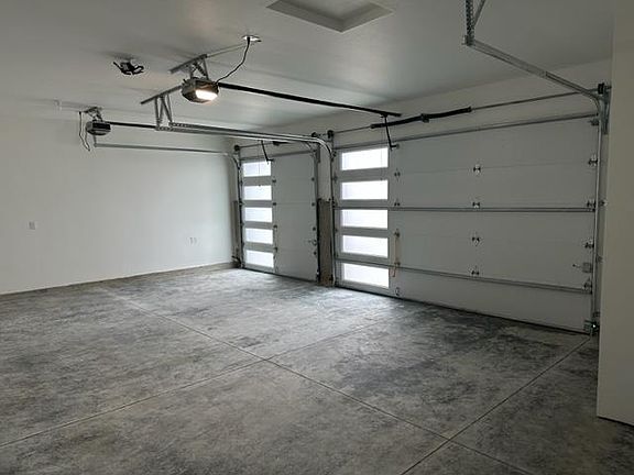 4th image of 7013 SE Middle Way