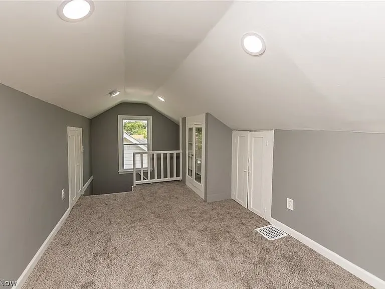 207 Lincoln Ave — Photo 26
