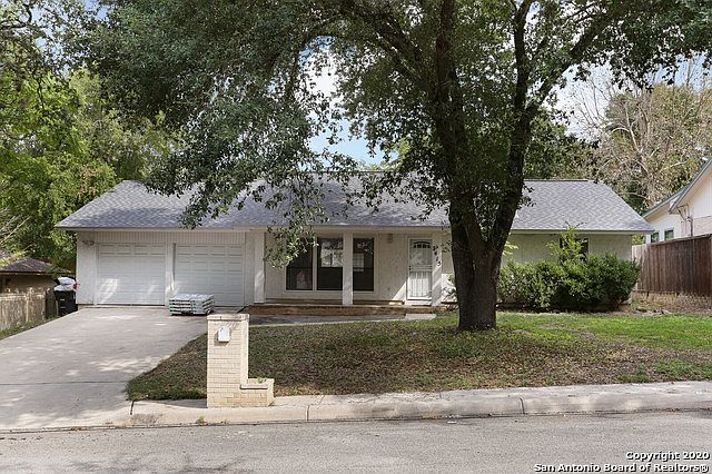 1st image of 5415 Princess Diane St