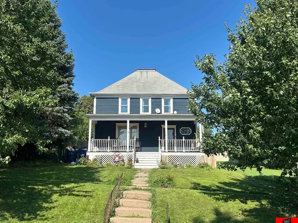 116 N 4th St, Howells, NE 68641