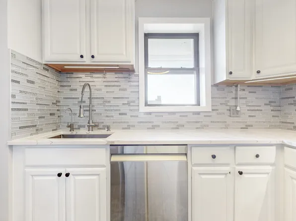 143-50 Hoover Avenue image 8 of 30