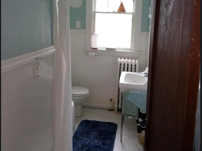 528 Warren St #1 — Photo 12
