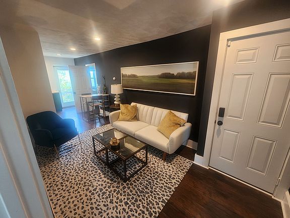 Previous tenant photos