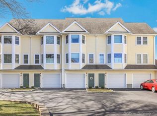14 1/2 Roundy St UNIT 6, Beverly, MA 01915