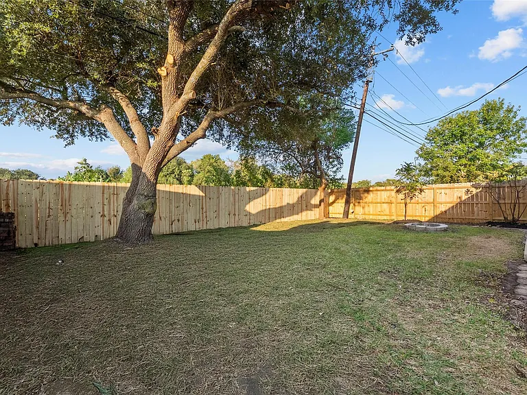617 Prairie Ln — Photo 12