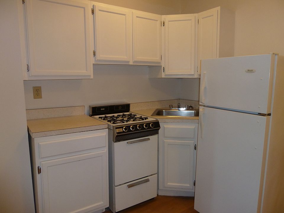 2nd image of 518 E 80th St APT 4L