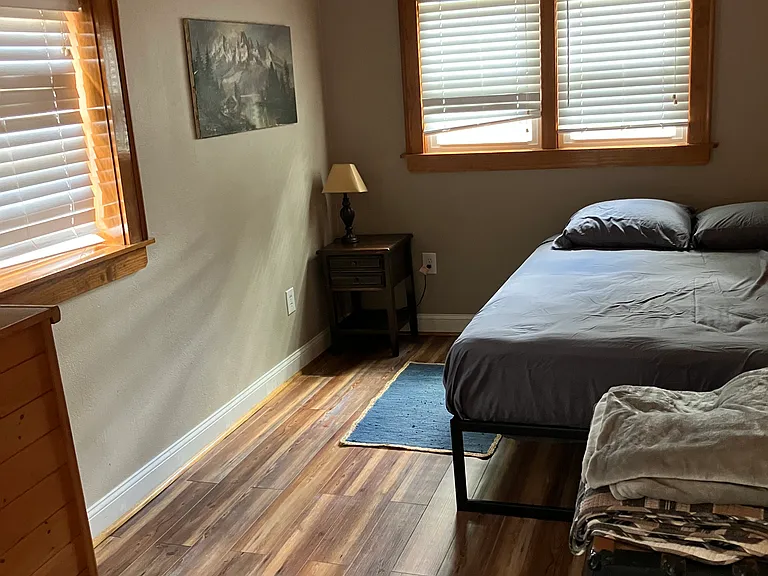 5570 Crescent Blvd — Photo 16
