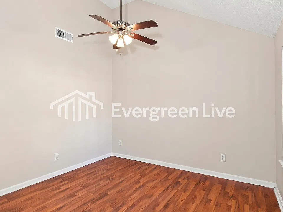 5537 Shirewick Ln