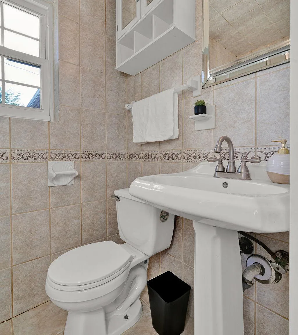 4 bed, 4.0 bath, 2508 sqft, $776 — Photo 4