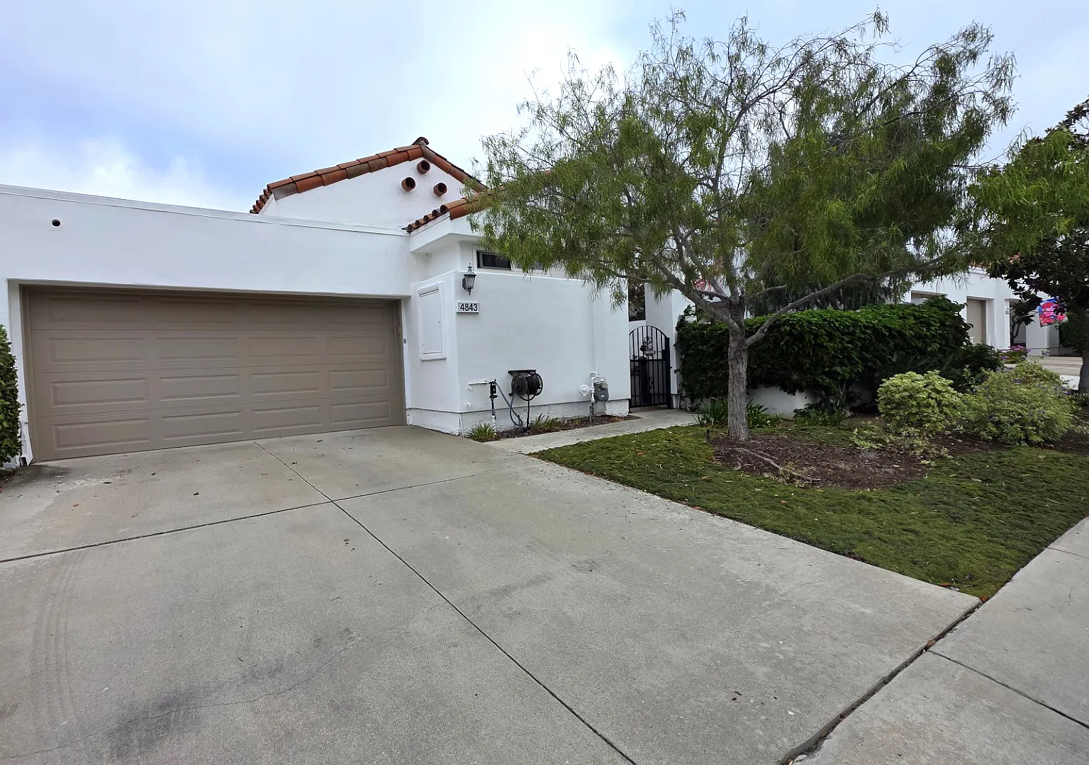 2 bed, 1800 sqft, $3,500 — Photo 1