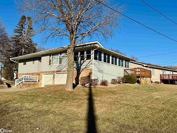 3rd image of 8 Orchard Ln