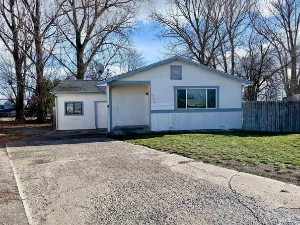 706 Sharon Ct, Rupert, ID 83350