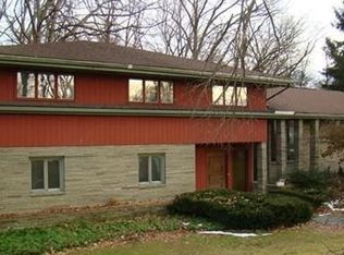 41 Belvidere St, Chicopee, MA 01013
