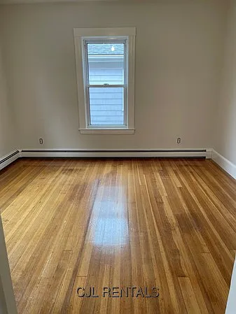 87 Pond St — Photo 16