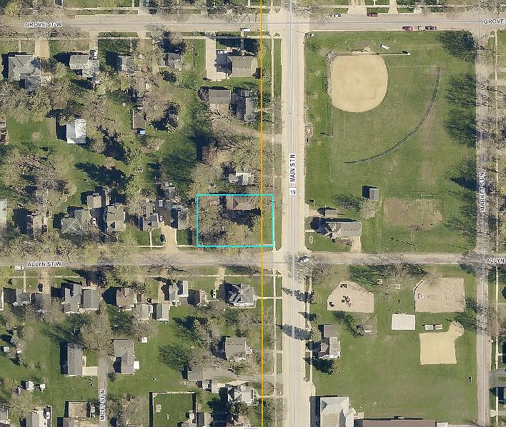 1st image of 602 N Main St
