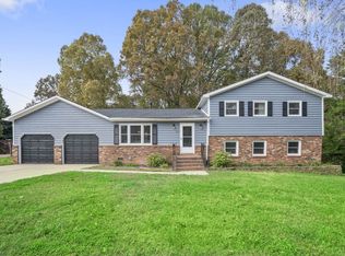 1233 Fieldstone Rd, Mooresville, NC 28115