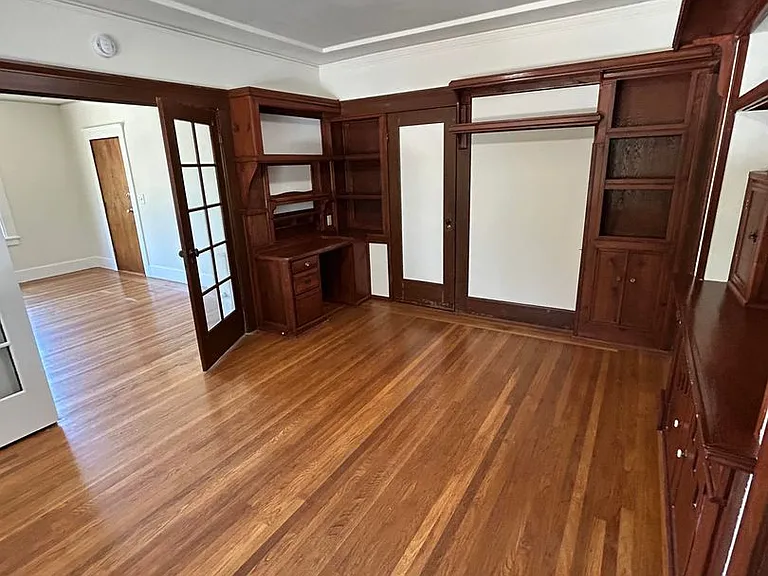 1400 Central Avenue — Photo 10