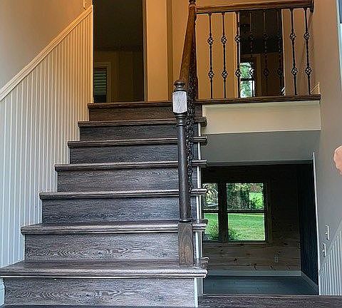 3rd image of 1604 Keenland Dr