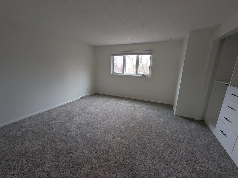 155 Cornhill Pl — Photo 23