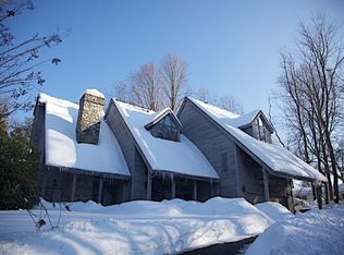 819 Leigh Mill Rd, Great Falls, VA 22066