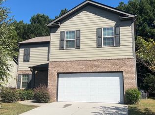828 Lake Chas, Fairburn, GA 30213