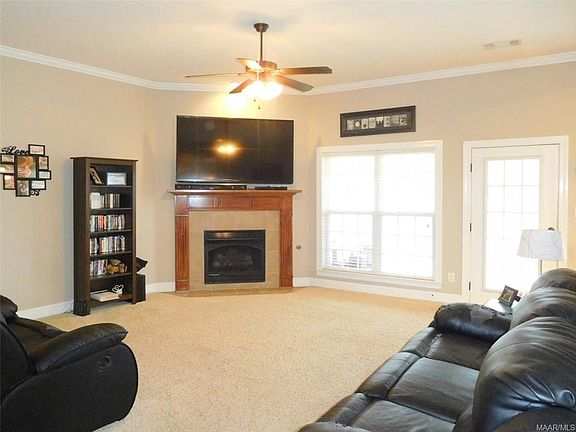 3rd image of 108 Coleman Dr