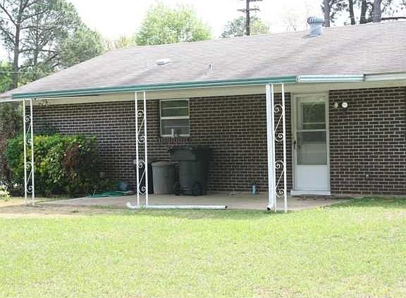 5th image of 300 Carol Villa Dr