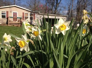 9554 N Straw Ln, Mount Vernon, IL 62864