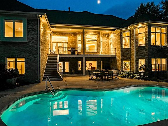 5th image of 10539 Falls Creek Ln