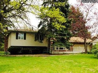 6727 Portage St NW, North Canton, OH 44720