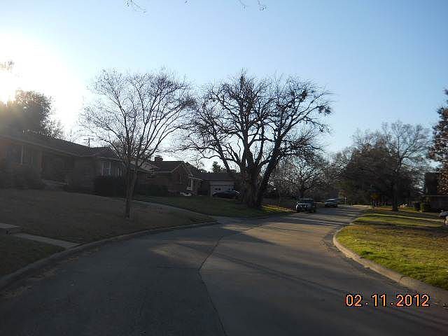 2nd image of 7056 Irongate Ln
