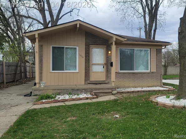 17676 Addison St, Southfield, MI 48075