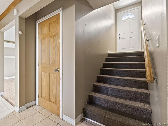 5th image of 175 Lorne St #173
