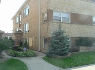6518 16th St APT 5, Berwyn, IL 60402