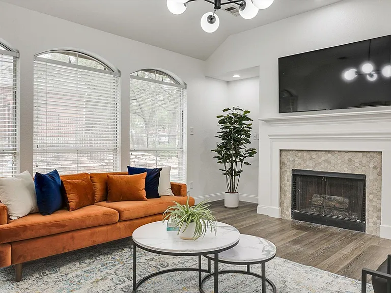 4205 Vista Creek Dr — Photo 12