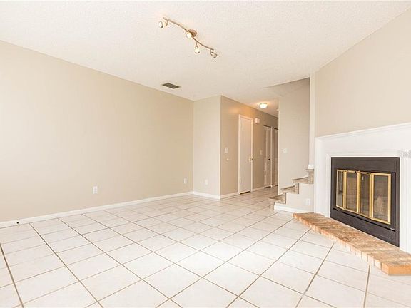 4th image of 11316 Grandville Dr #3G