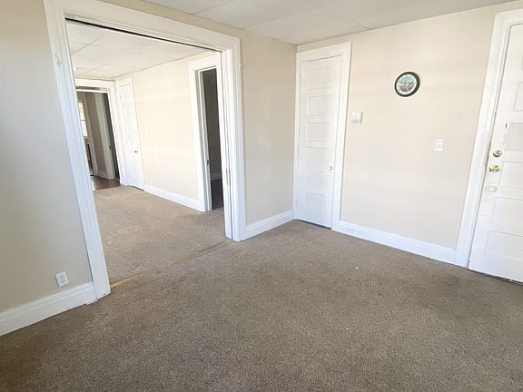 3rd image of 911 State St #17538001