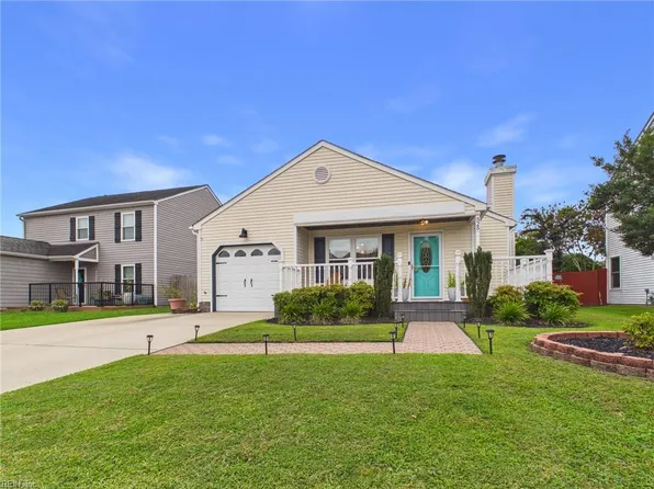 525 Hillshire Way, Virginia Beach, VA 23454