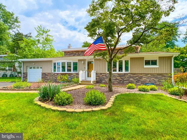 80 Manor Ln S, Yardley, PA 19067