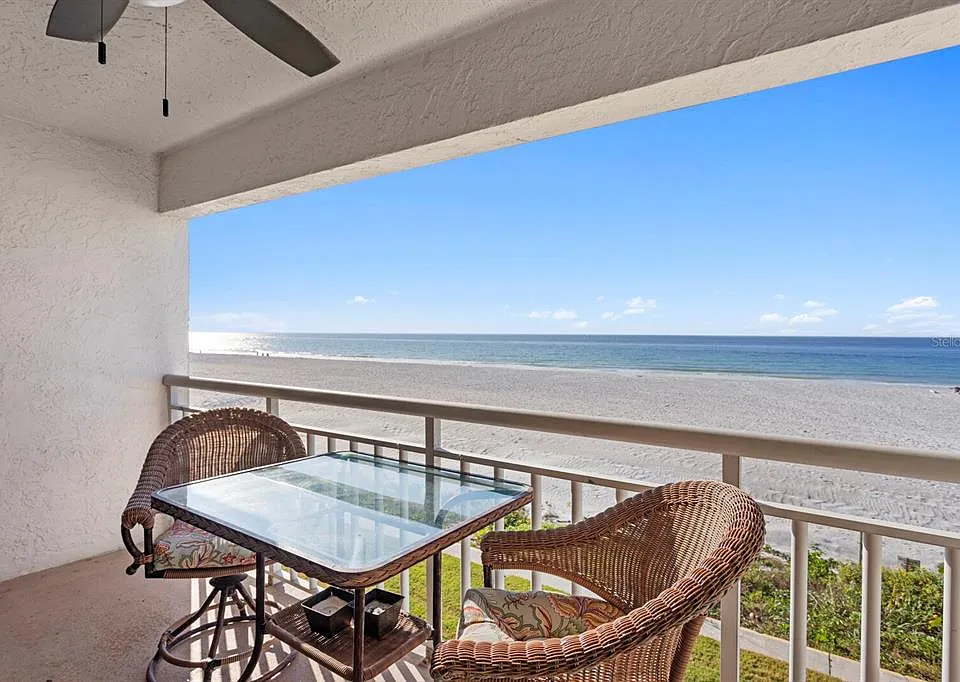 2900 Gulf Blvd #211
