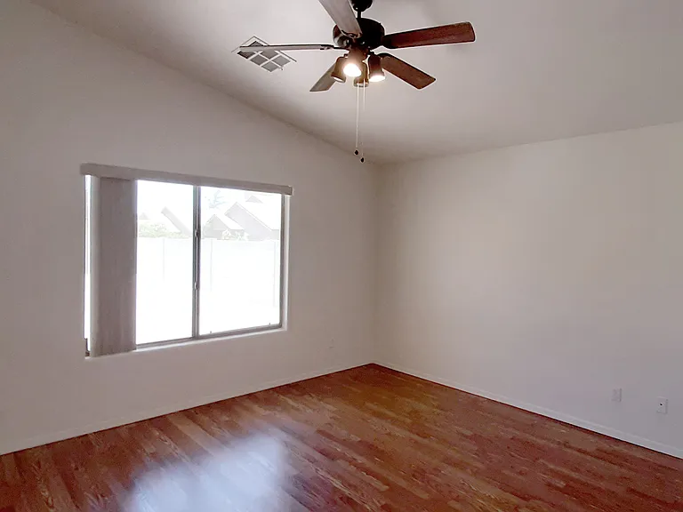 7722 N Winding Trl — Photo 9