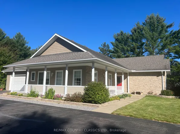 18 Wilson Ln, Hastings Highlands, ON K0L 1C0
