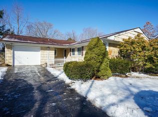 4 Twisting Dr, Lake Grove, NY 11755