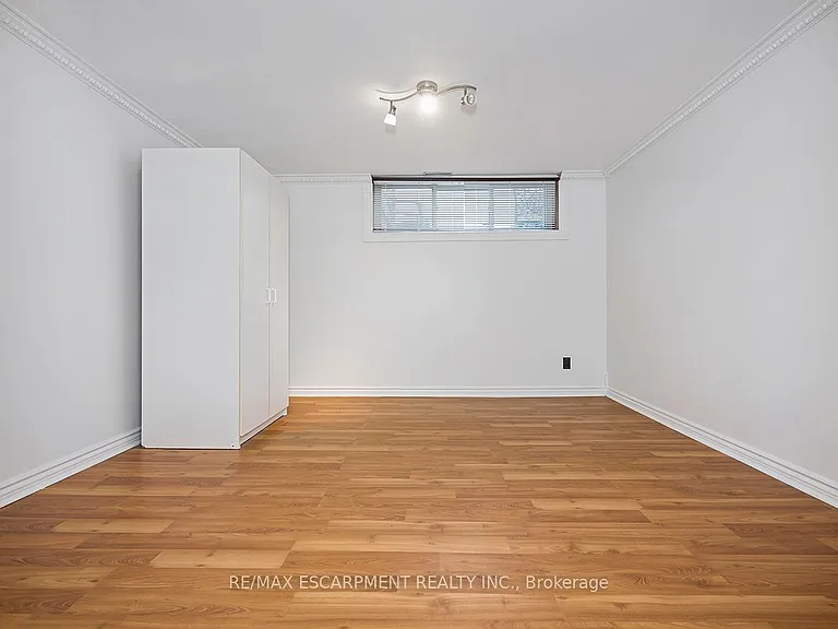 51 Mangrove Rd #LOWER LEVEL — Photo 11