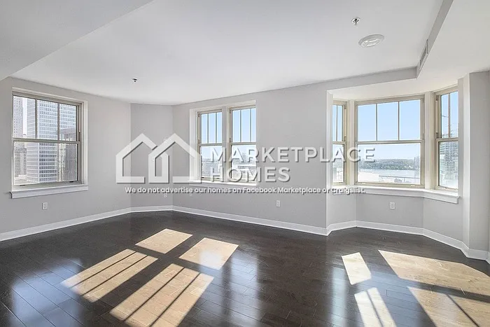 525 W Lafayette Blvd #13E — Photo 9
